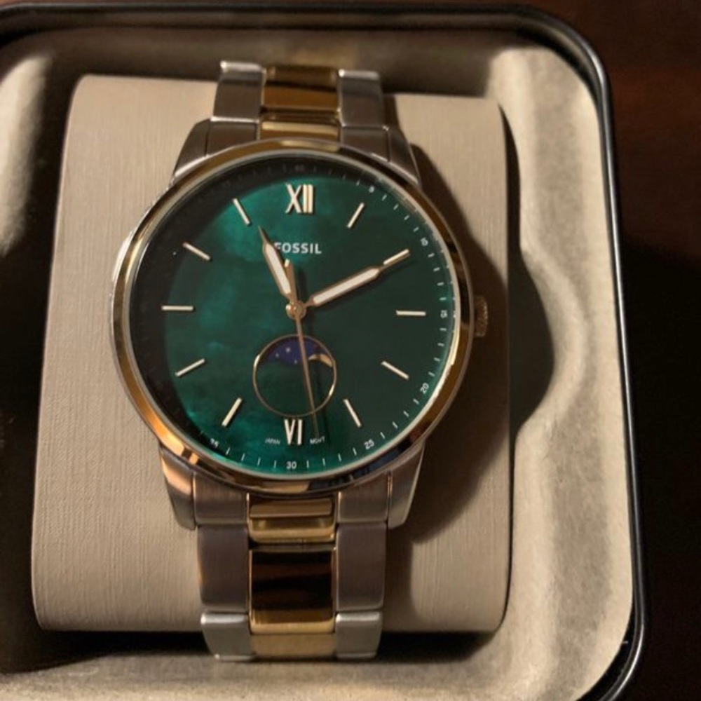 Fossil watch
